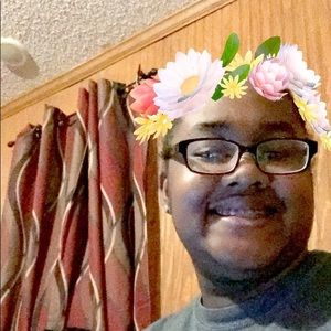 Meet your Posher, Miya